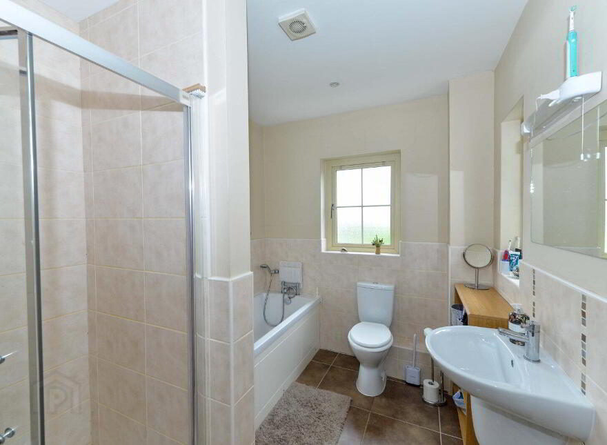 32 Coopers Mill Park, Dundonald, Belfast, BT16 1SX