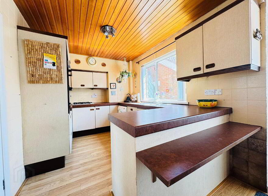 61 Carnmoney Road, Glengormley, Newtownabbey, BT36 6HS