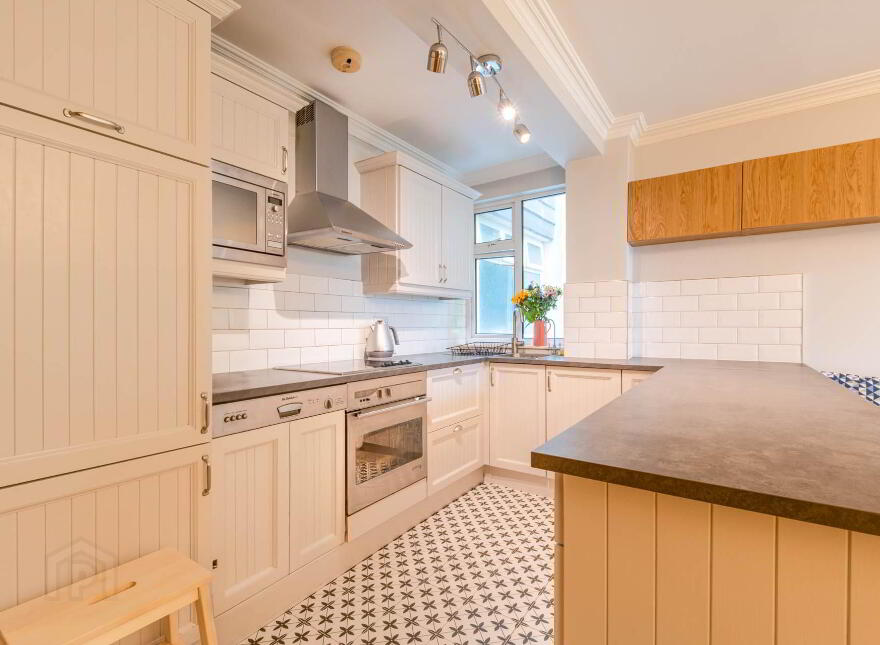 Apartment 3 Maunsells Rd, Taylors Hill, Galway City, H91XH05