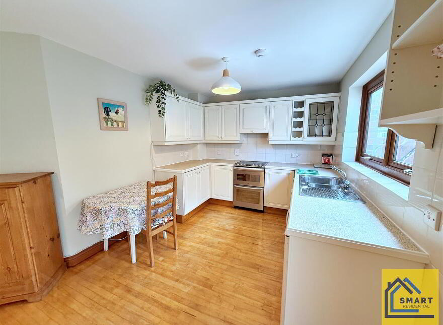 8 Laganvale Manor, Stranmillis, Belfast, BT9 5BE