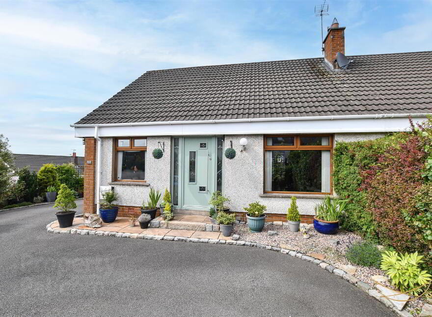2 Collinview Drive, Ballyclare, BT39 9PQ photo
