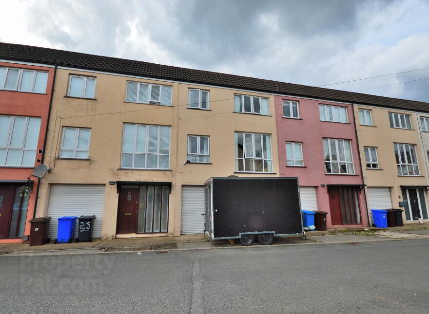 27 Ash Grove, Newtownards, BT23 4HA photo
