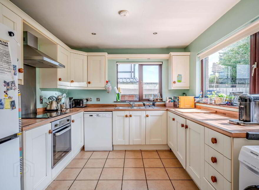 24 Lawnbrook Drive, Newtownards, BT23 8XD