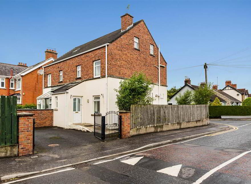 1 Jubilee Avenue, Lisburn, BT28 1EB photo