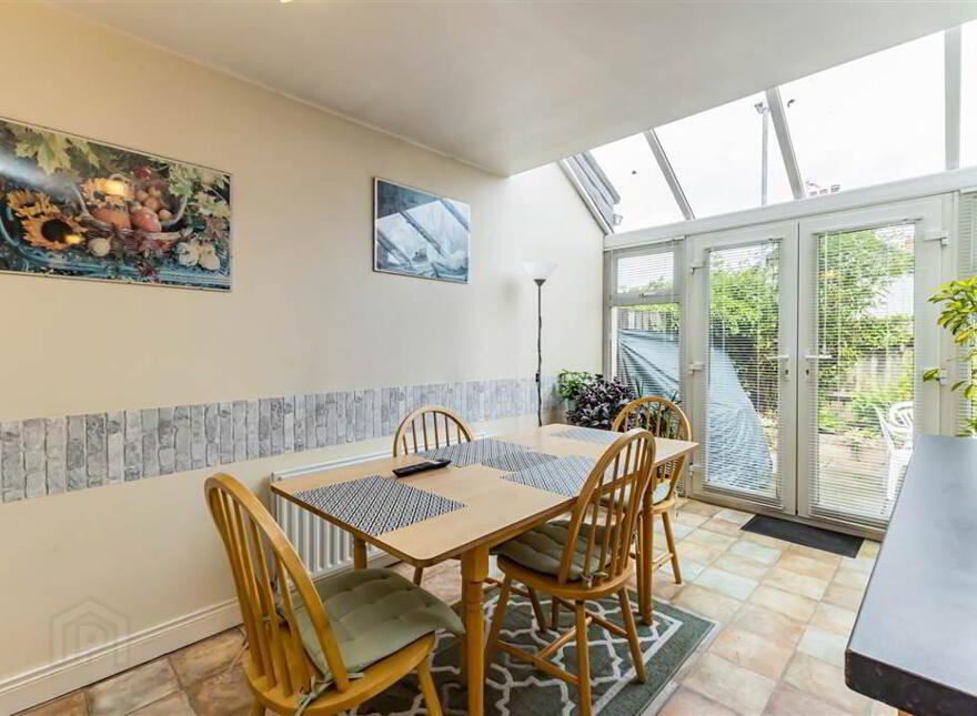 1 Jubilee Avenue, Lisburn, BT28 1EB