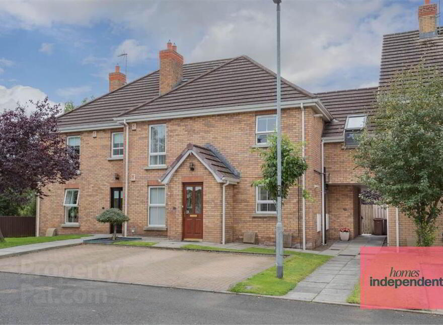 45 Rectory Fields, Broughshane, Ballymena, BT42 4LE photo