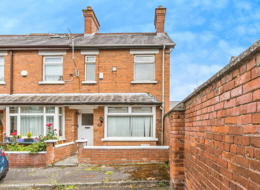 10 Baroda Parade, Belfast, BT7 3AD photo