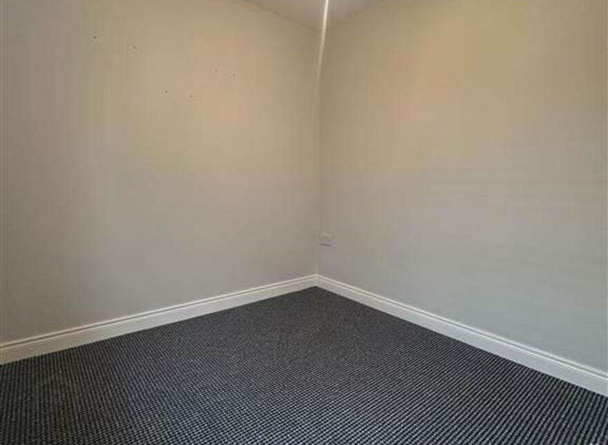 8 Broomhill Courtyard, Magheralin, BT67 0UX