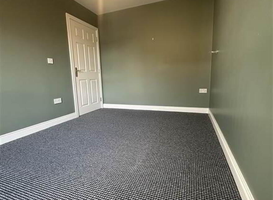 8 Broomhill Courtyard, Magheralin, BT67 0UX