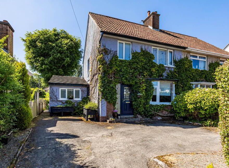 90 Castlehill Road, Belfast, BT4 3GQ photo