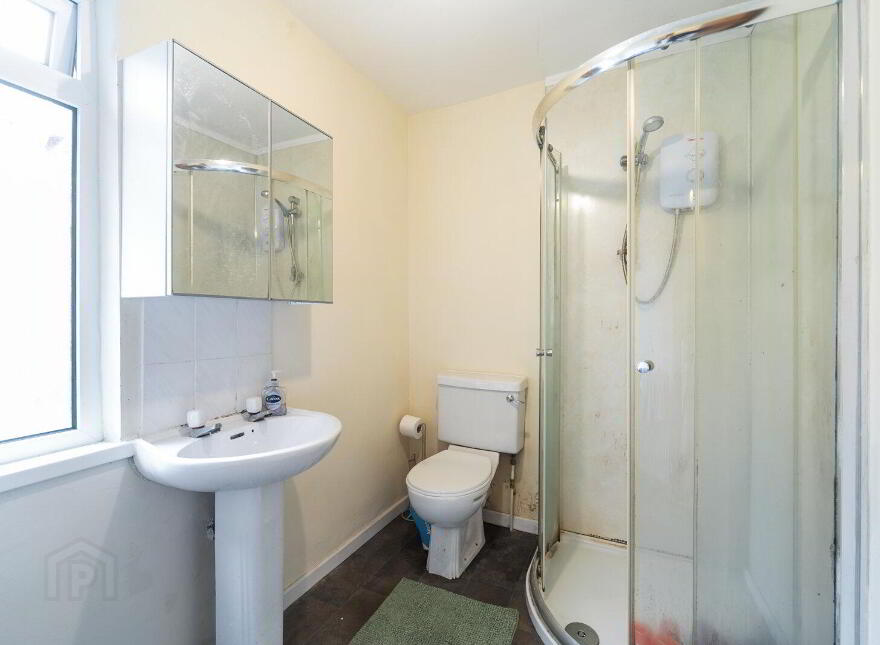 51 Sandhurst Drive, Belfast, BT9 5AZ