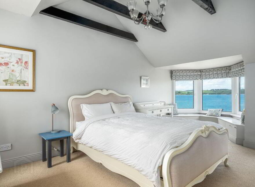 Dunroisin, 4 Lighthouse Terrace, Roches Point, Whitegate, Midleton
