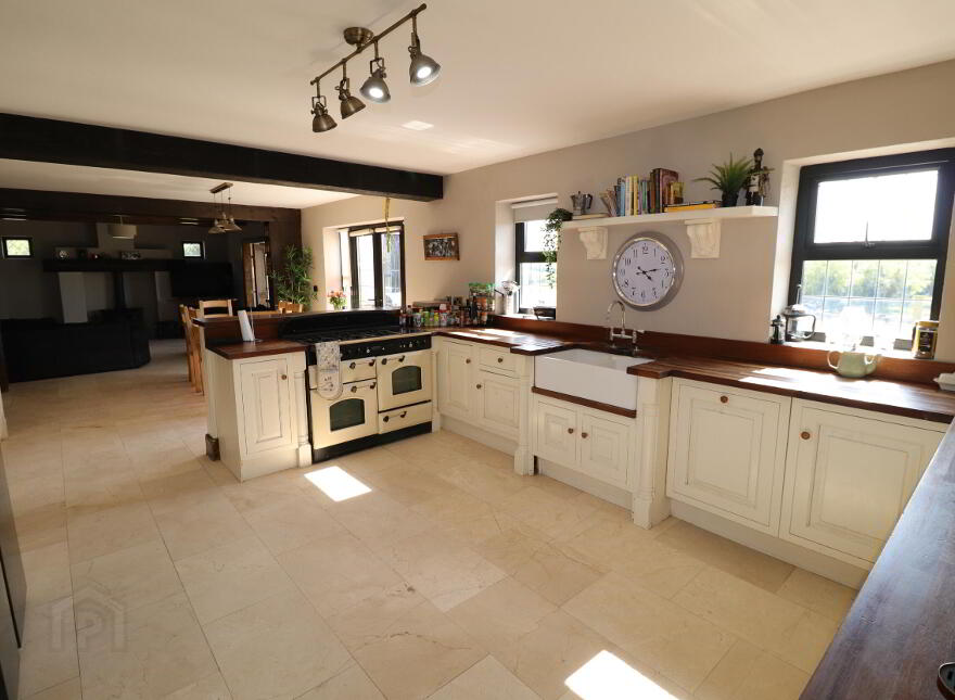 C. 10 Ac. &, 27 Stables, Drumralla Stables, Newtownbutler, BT92 6NJ
