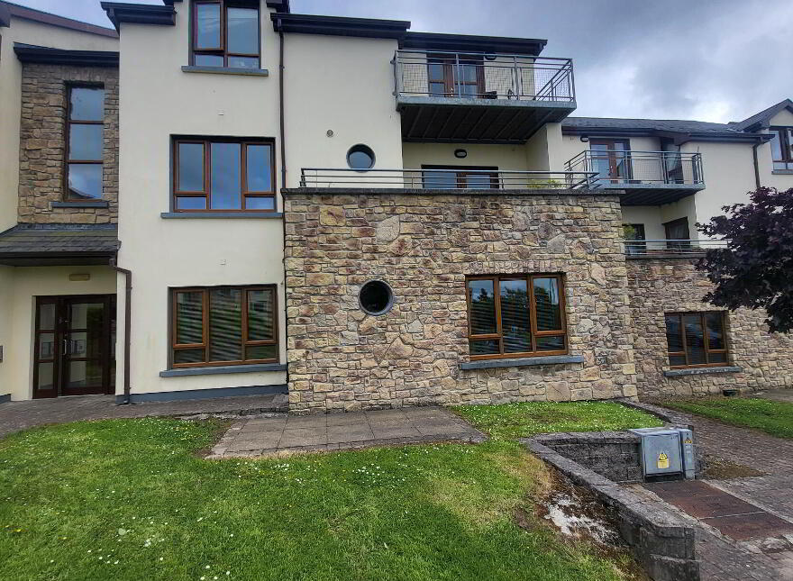 Apartment 2 Block D Shannon Cove, Dromod, N41K006 photo