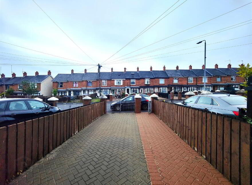44 Brompton Park, Belfast, BT14 7LD