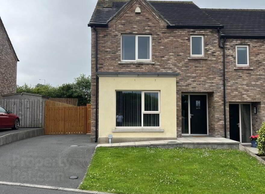 3 Greenan Grove, Loughbrickland, Banbridge, BT32 4FS photo