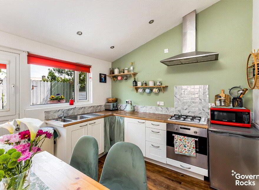 18 Meadowbank Avenue, Donaghadee, BT21 0HR