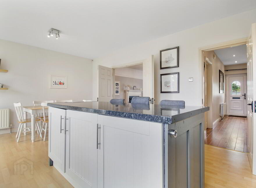 8 Iskaheen Park, Muff, F93FH79