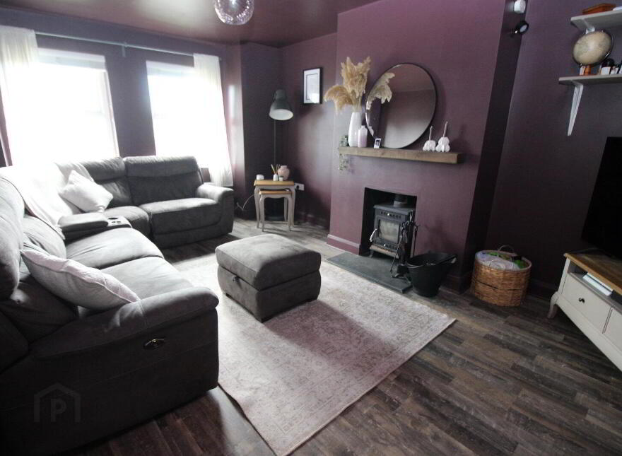 5 Leafield Court, Ballycarry, Carrickfergus, BT38 9FA