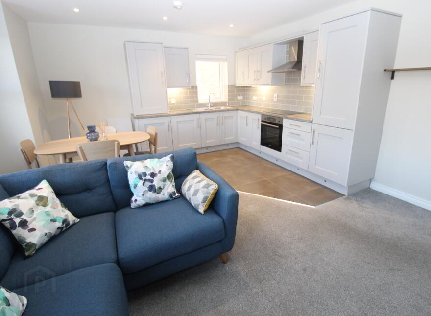 1 Loughan Hall, Apt 3 Comber Road, Dundonald, Belfast, BT16 2FN