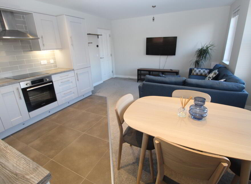 1 Loughan Hall, Apt 3 Comber Road, Dundonald, Belfast, BT16 2FN