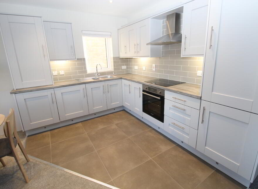 1 Loughan Hall, Apt 3 Comber Road, Dundonald, Belfast, BT16 2FN