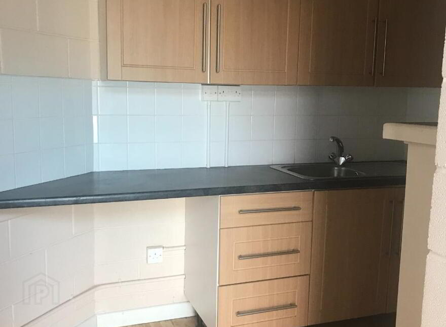 Unit 30/31 Ballymena Business Centre, 62 Fenaghy Road, Ballymena, BT42 1FL