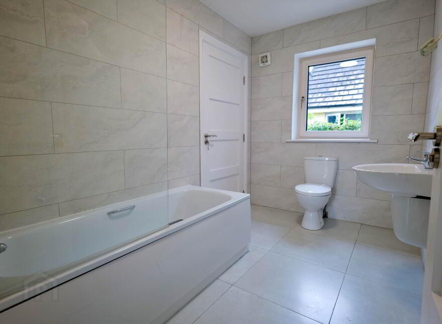 The Cottage, Buttevant Road, Charleville, P56AR24