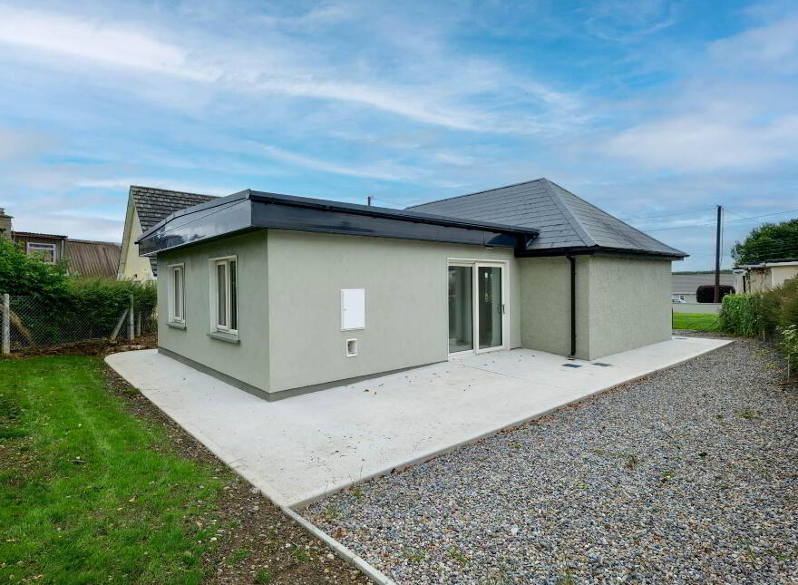 The Cottage, Buttevant Road, Charleville, P56AR24