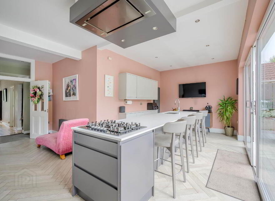 7 Seahill Road, Holywood, BT18 0DA