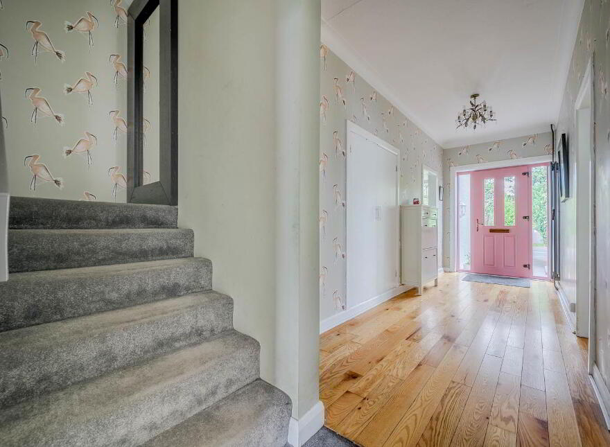 7 Seahill Road, Holywood, BT18 0DA