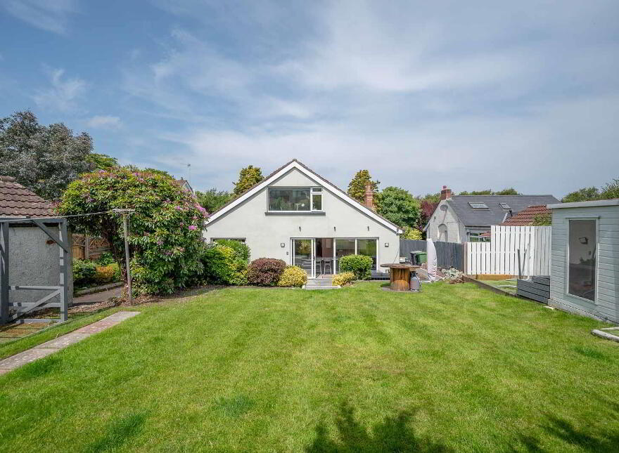 7 Seahill Road, Holywood, BT18 0DA