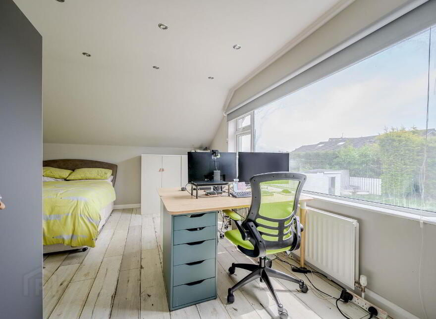 7 Seahill Road, Holywood, BT18 0DA