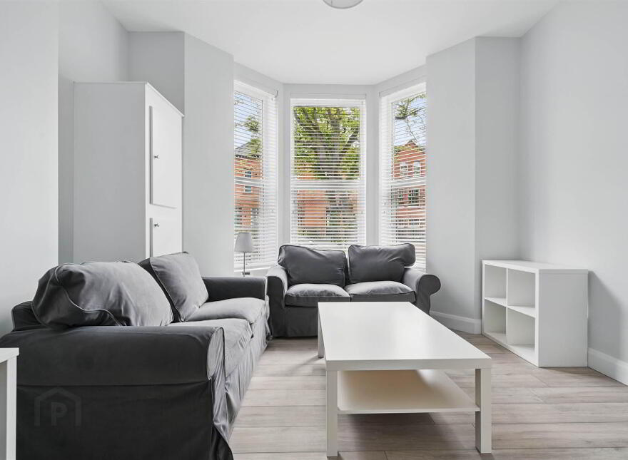Apt 2, 37 Wellington Park, Lisburn Road, Belfast, BT9 6DN