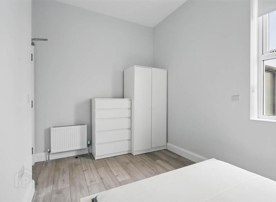 Apt 2, 37 Wellington Park, Lisburn Road, Belfast, BT9 6DN