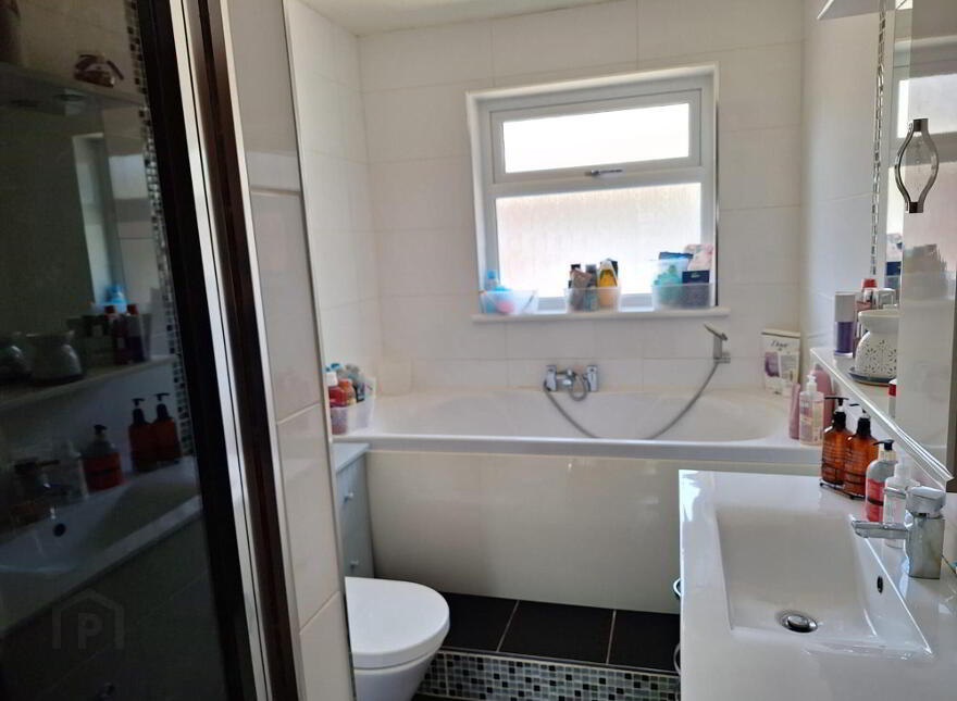 4 Glenview Park, Cushendun, Ballymena, BT44 0PA