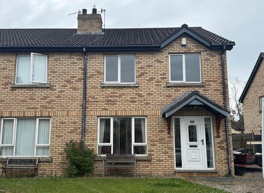 61 Riverford, Whitehead, Carrickfergus, BT38 9TS photo