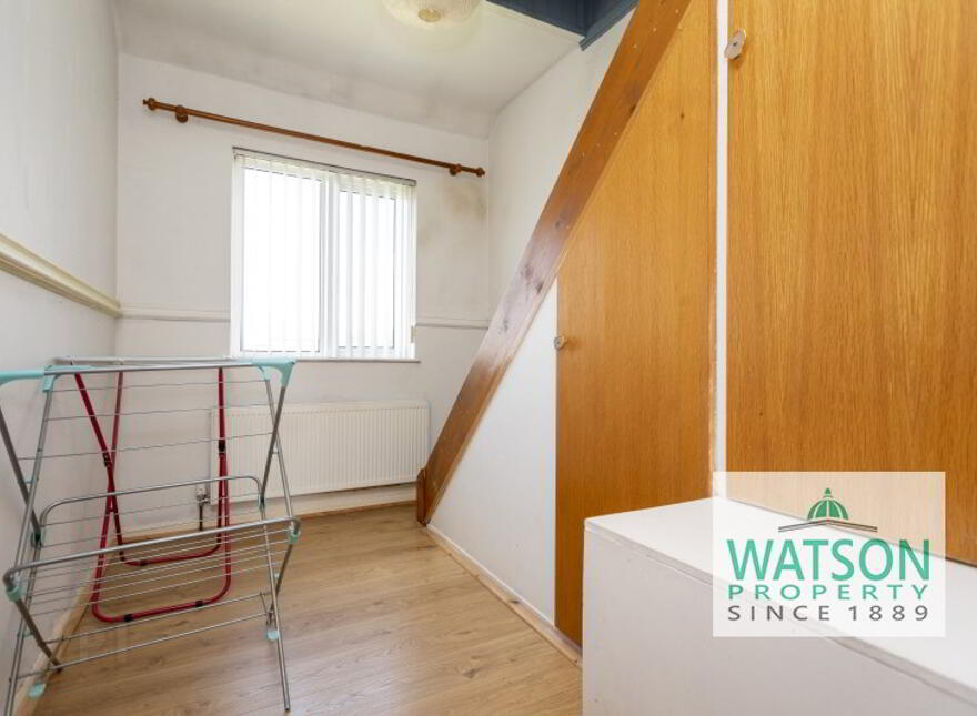 99 Roddens Crescent, Glen Road, Belfast, BT5 7JP