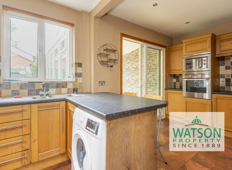 99 Roddens Crescent, Glen Road, Belfast, BT5 7JP