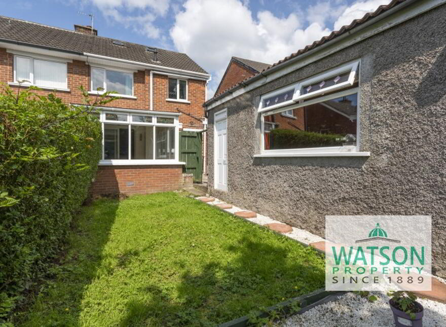 99 Roddens Crescent, Glen Road, Belfast, BT5 7JP