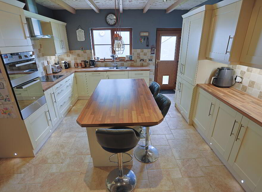 53 Mullabrack Road, Gilford, Craigavon, BT63 6BP