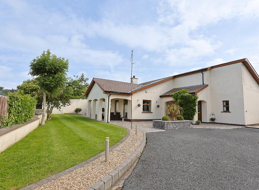 53 Mullabrack Road, Gilford, Craigavon, BT63 6BP