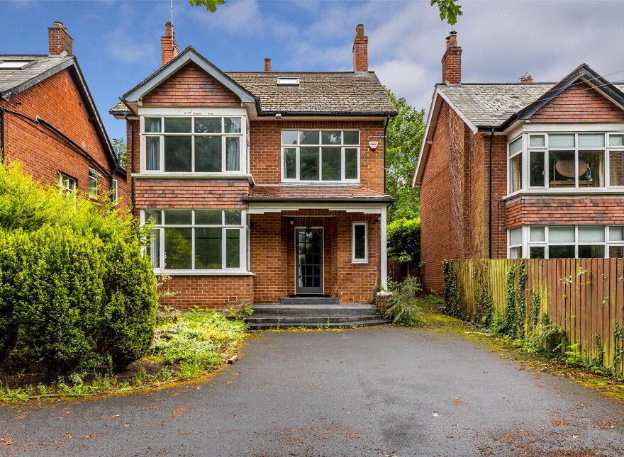 6 Upper Malone Road, Belfast, BT9 5NA photo