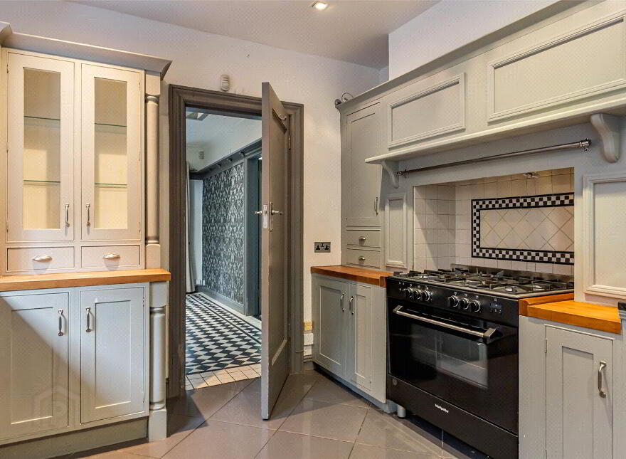 6 Upper Malone Road, Belfast, BT9 5NA