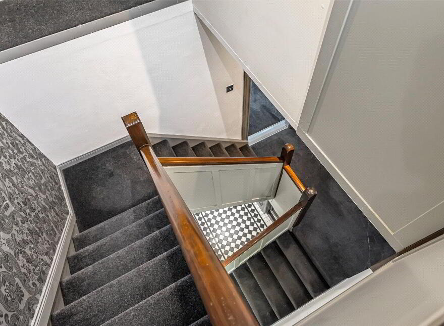 6 Upper Malone Road, Belfast, BT9 5NA