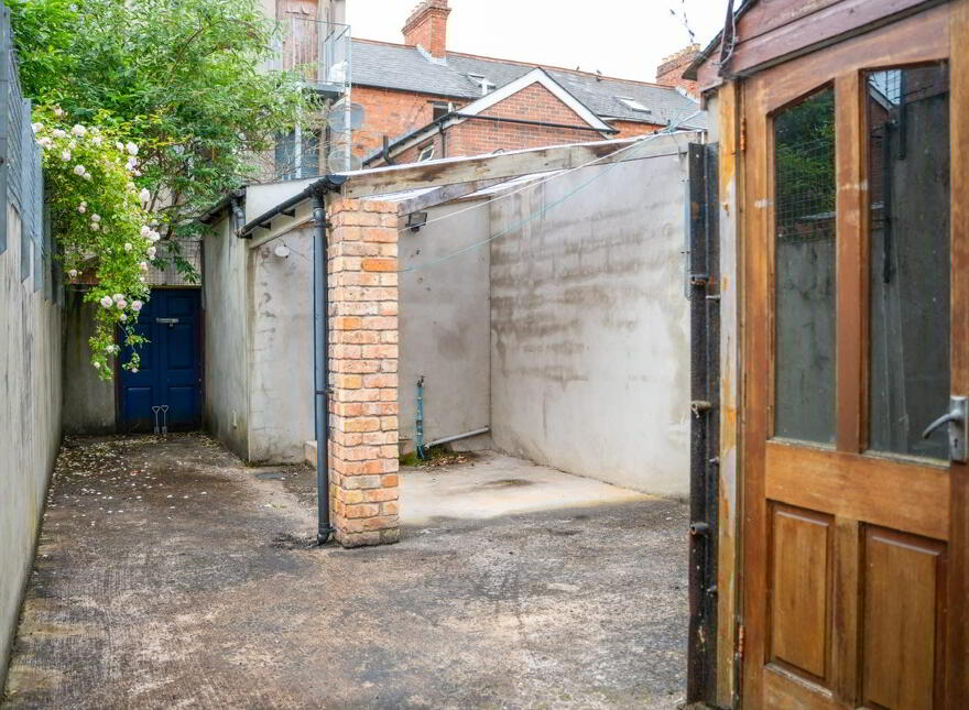 Great House, 72 Rugby Avenue, Queens Quarter, Belfast, BT7 1RG