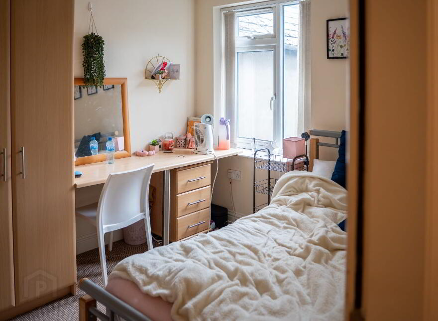Great House, 72 Rugby Avenue, Queens Quarter, Belfast, BT7 1RG