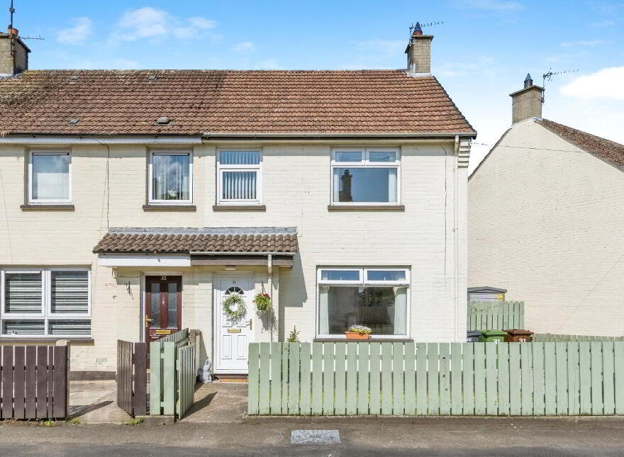 31 Coronation Gardens, Lisburn, BT27 5RG photo
