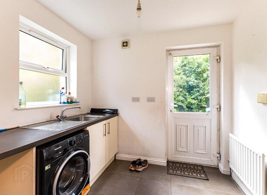 29 Dromona Road, Cullybackey, Ballymena, BT42 1NT