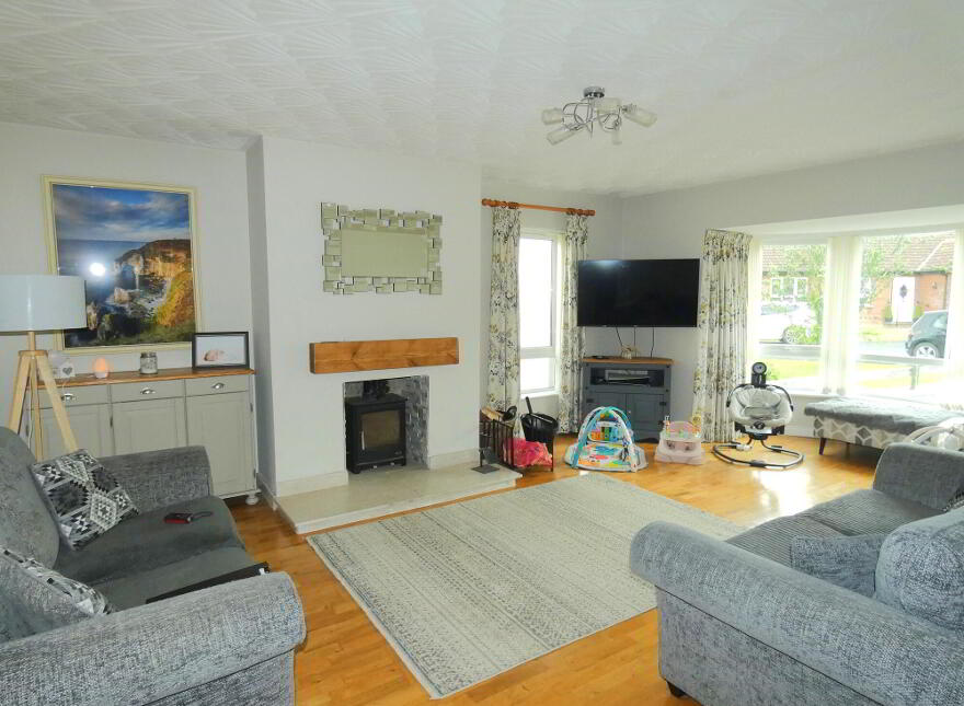 10 Castlehill Crescent, Ballymoney, BT53 6TL